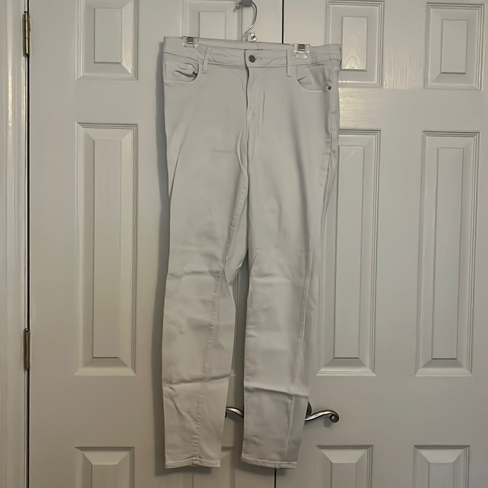 womens white jeans